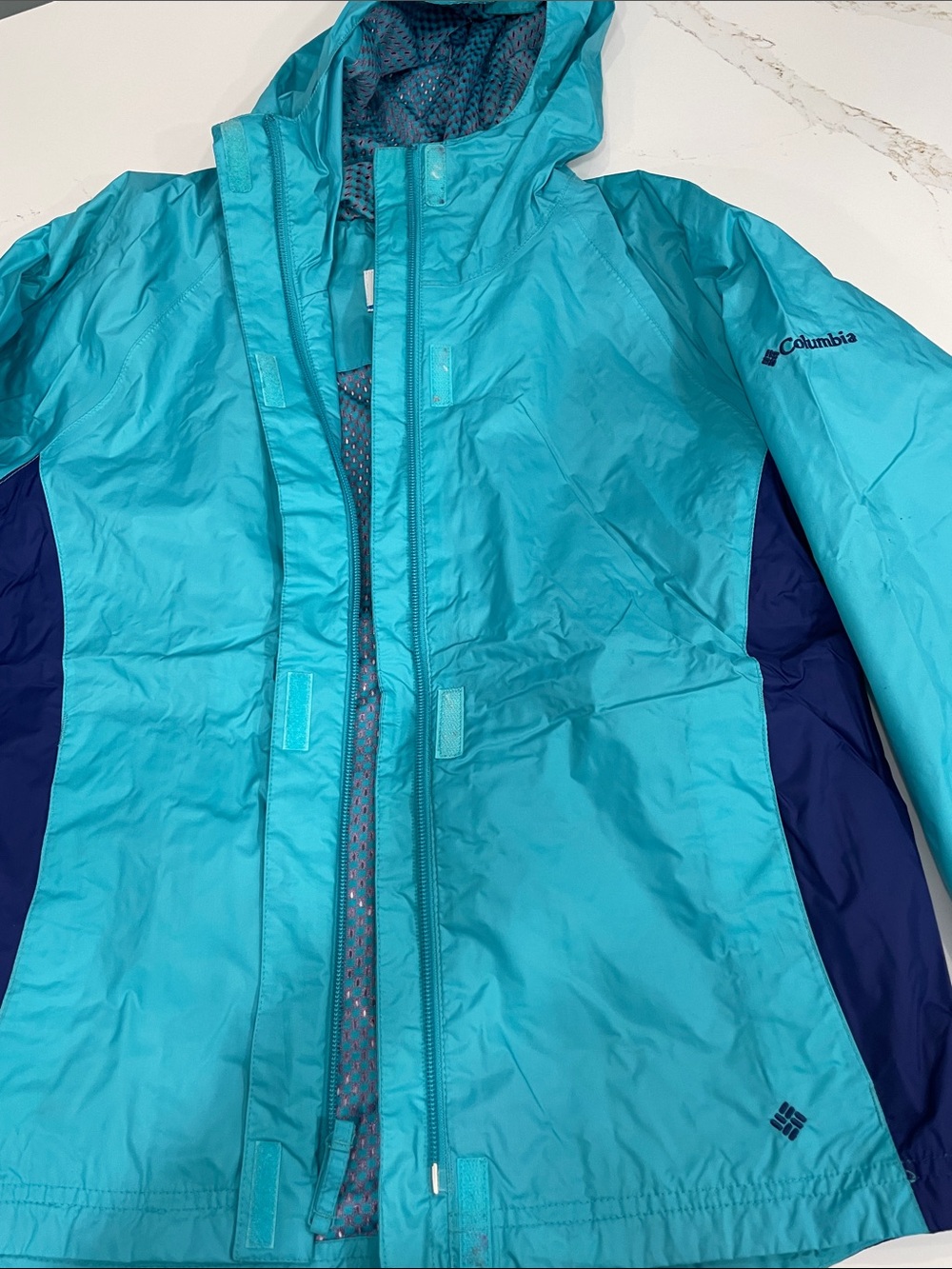 Columbia Turquoise Hooded Rain Jacket with Navy Panels